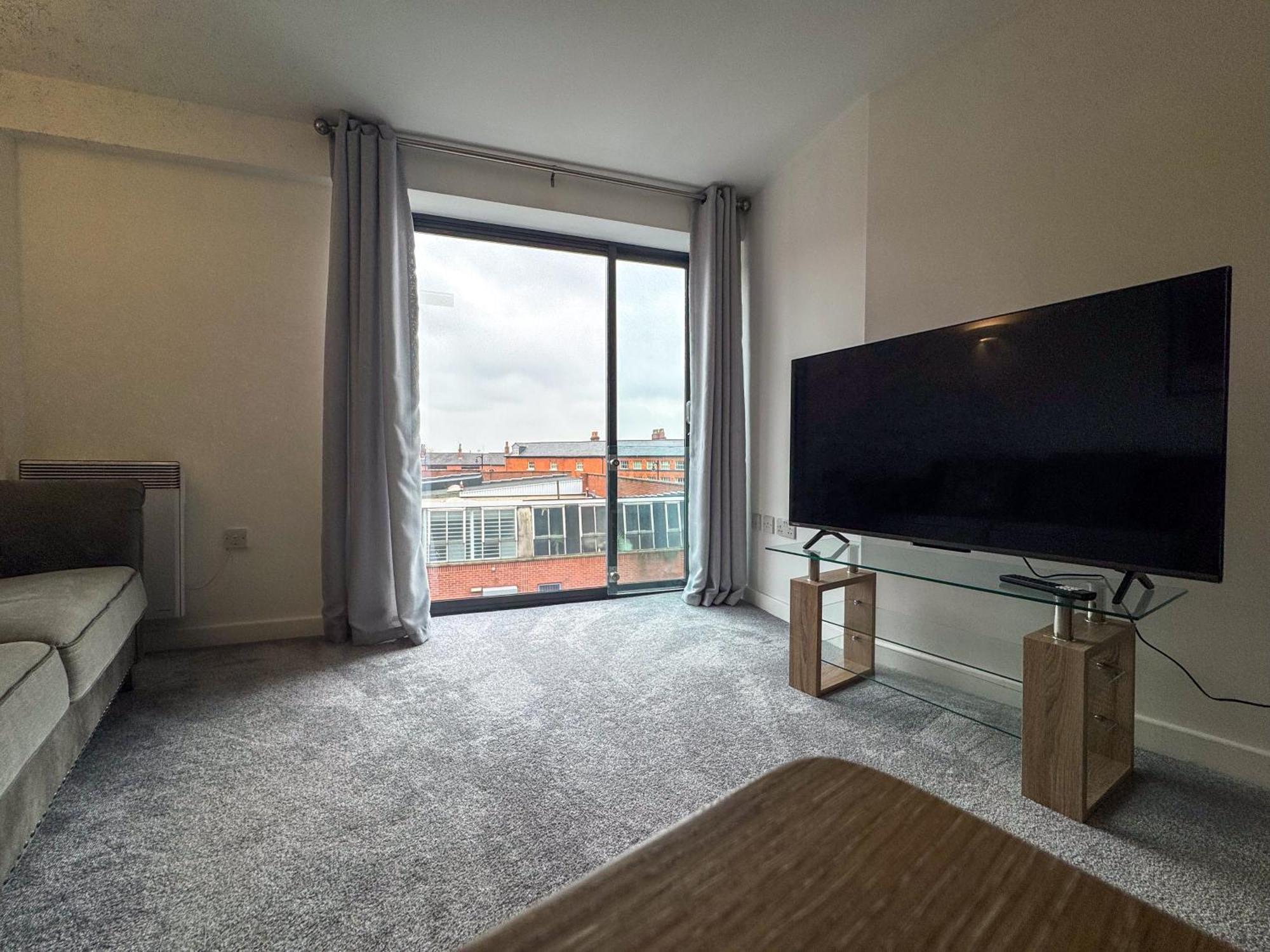 J Quarter 1br - Free Parking - Three * Birmingham